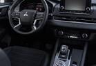 Mitsubishi Outlander car interior