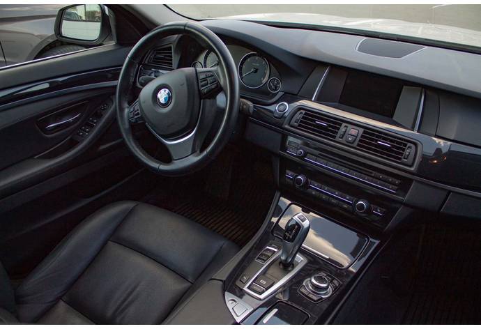 BMW 520D car interior